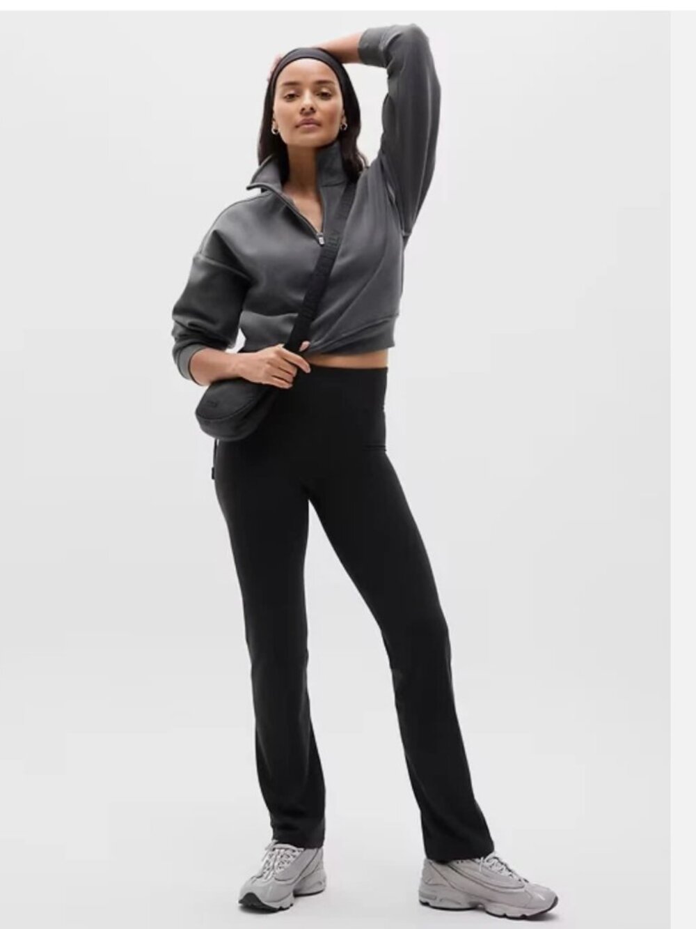 Athleta Medium Black Elation Straight Leg Pant